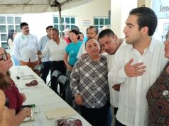 Festejan Eugenio Segura y otras autoridades 30 aniversario de la Fesoc
