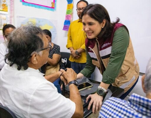 Estefanía Mercado impulsa un Playa del Carmen más incluyente, con la entrega de auxiliares auditivos