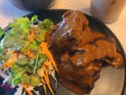 Sobreviven restaurantes con menús reducidos y dark kitchens
