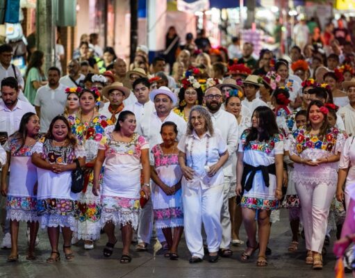 Vive Playa del Carmen una noche llena de misticismo con el “U Xiímbal Pixano’ob. Paseo de los Pixanes”