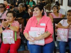 Entregan 66 prótesis mamarias a sobrevivientes de cáncer en Chetumal