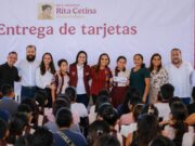 En fortalecimiento al derecho a la educación, Mara Lezama entrega 374 tarjetas de la beca “Rita Cetina”, en Cancún